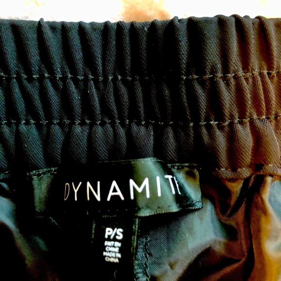 Dynamite Size Small Black Dress Shorts - Picture 4 of 5